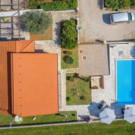 Sol Avis Kaštelir